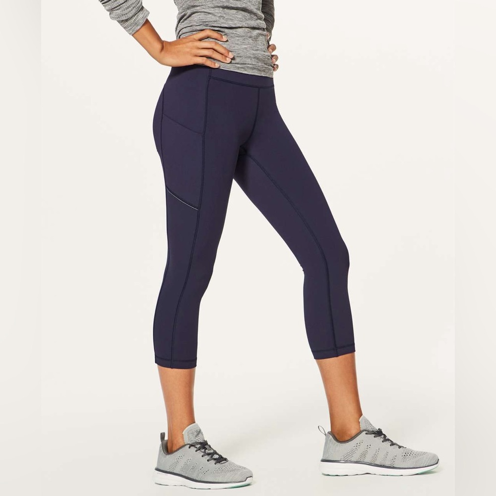 Lululemon Speed Up Crop - Navy